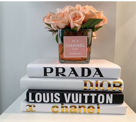 livre chanel deco diy|16 Best Chanel Book Decor ideas .